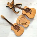 Personalized Wooden Guitar Pick Box – Acoustic Guitar-Shaped Holder & Stand - Image 3